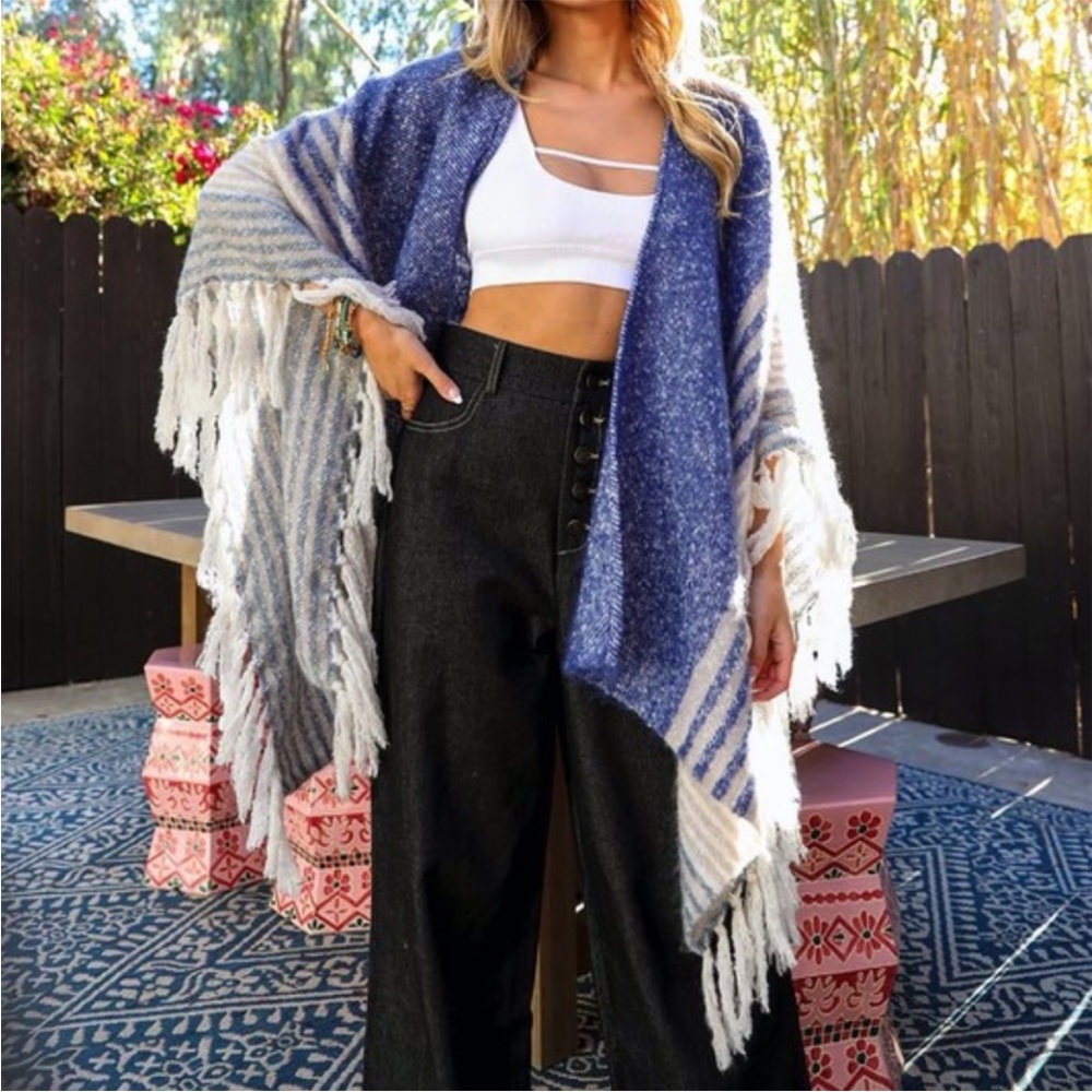 Cozy Boho Striped Tassel Shawl Wrap Poncho ONE SIZE